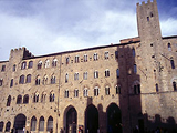  Palazzo dei Priori